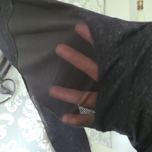 Nanette lepore yoga leggings - Picture 3 of 5